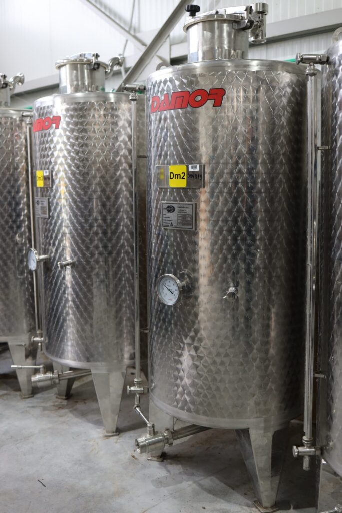 Bojler od inoxa za hlađenje i destilaciju rakije